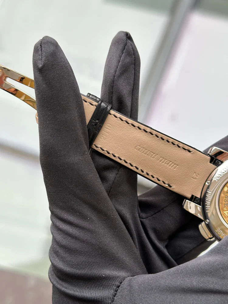 Ulysse Nardin Hourstriker Lapis Dial Platinum